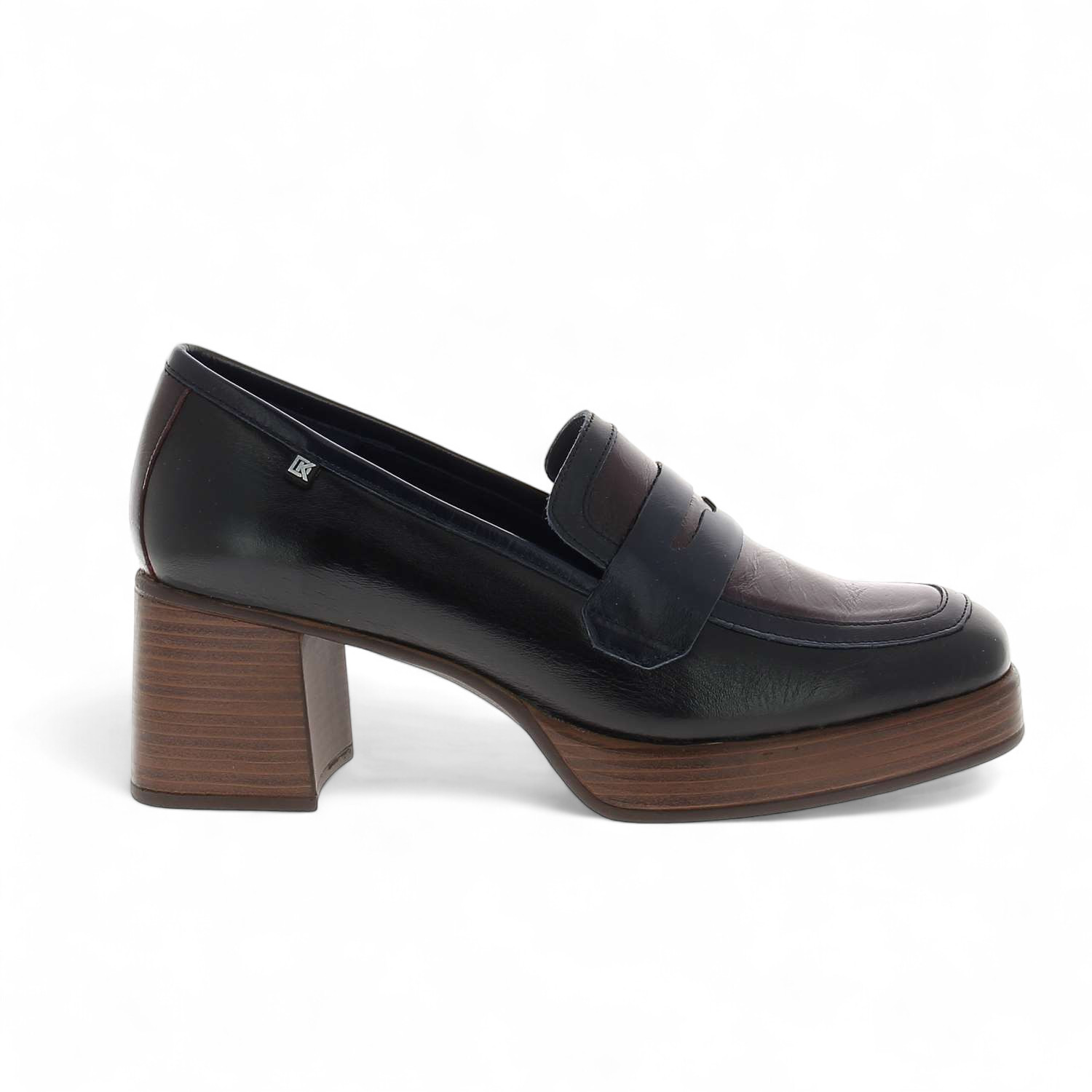 02 - DOLIZO D9334  - DORKING -  - Cuir