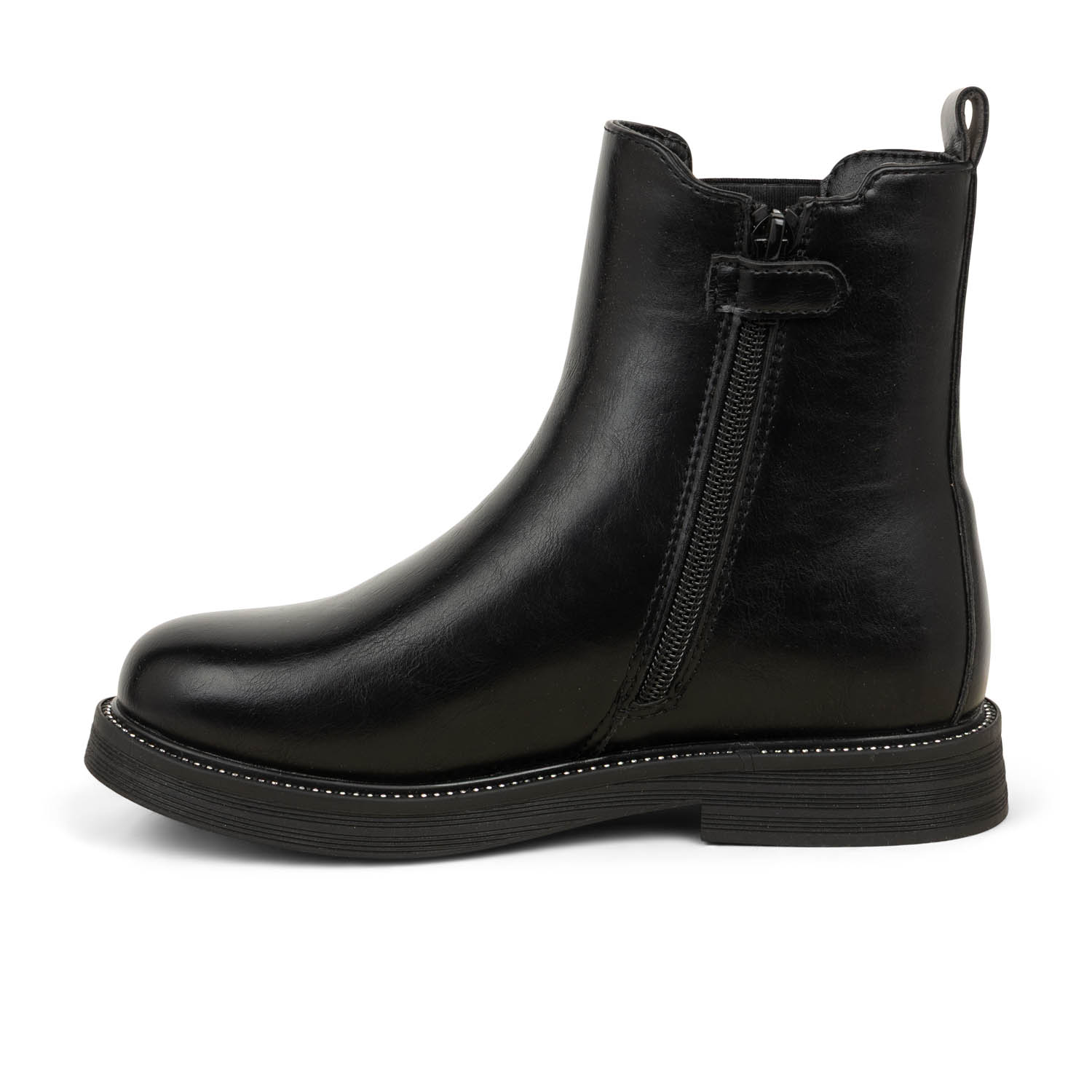 04 - THEY - CLAUDIA GHIZZANI -  - Cuir